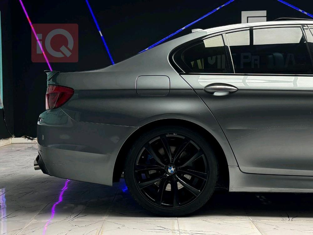 بی ئێم دەبڵیو سیریەس 5